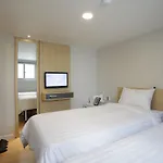 Hotel Sleepy Panda Streamwalk Seoul Jongno