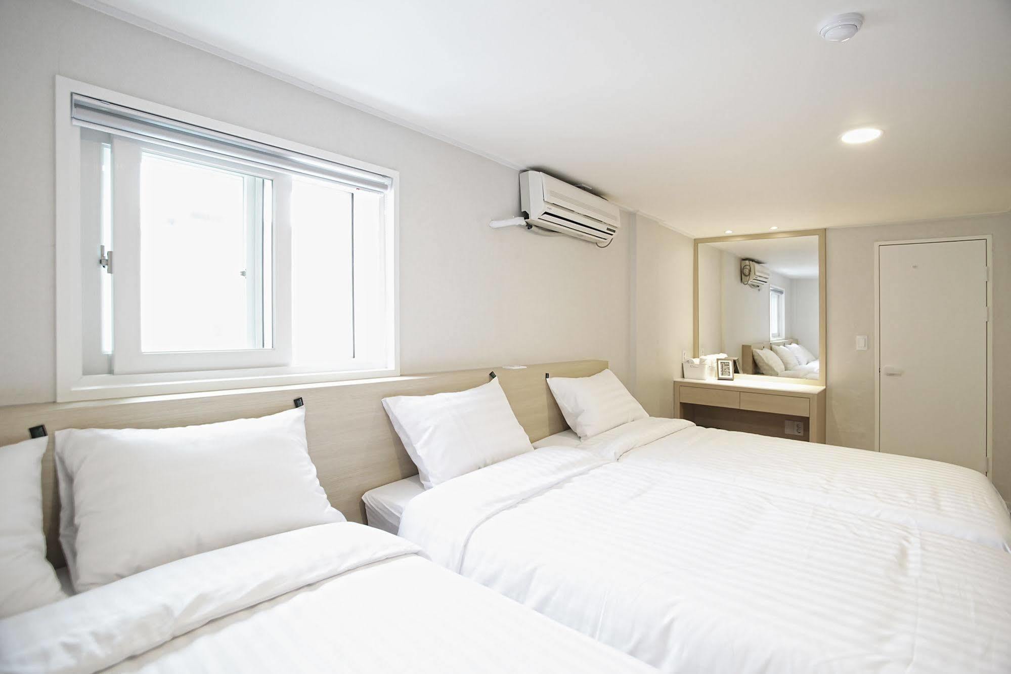 Hotel Sleepy Panda Streamwalk Jongno Seoul